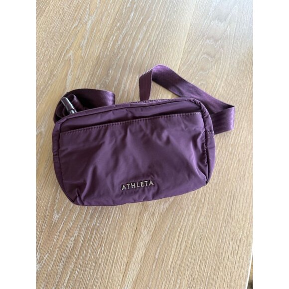 Athleta All About Quilted Crossbody Belt Bag Purple Plum Adjustable Crossbody - Picture 1 of 4